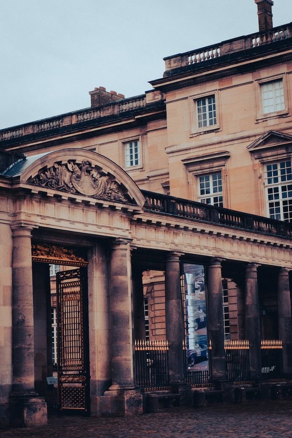 15 candidates incroyables pour l'élection reine du muguet à Compiègne !